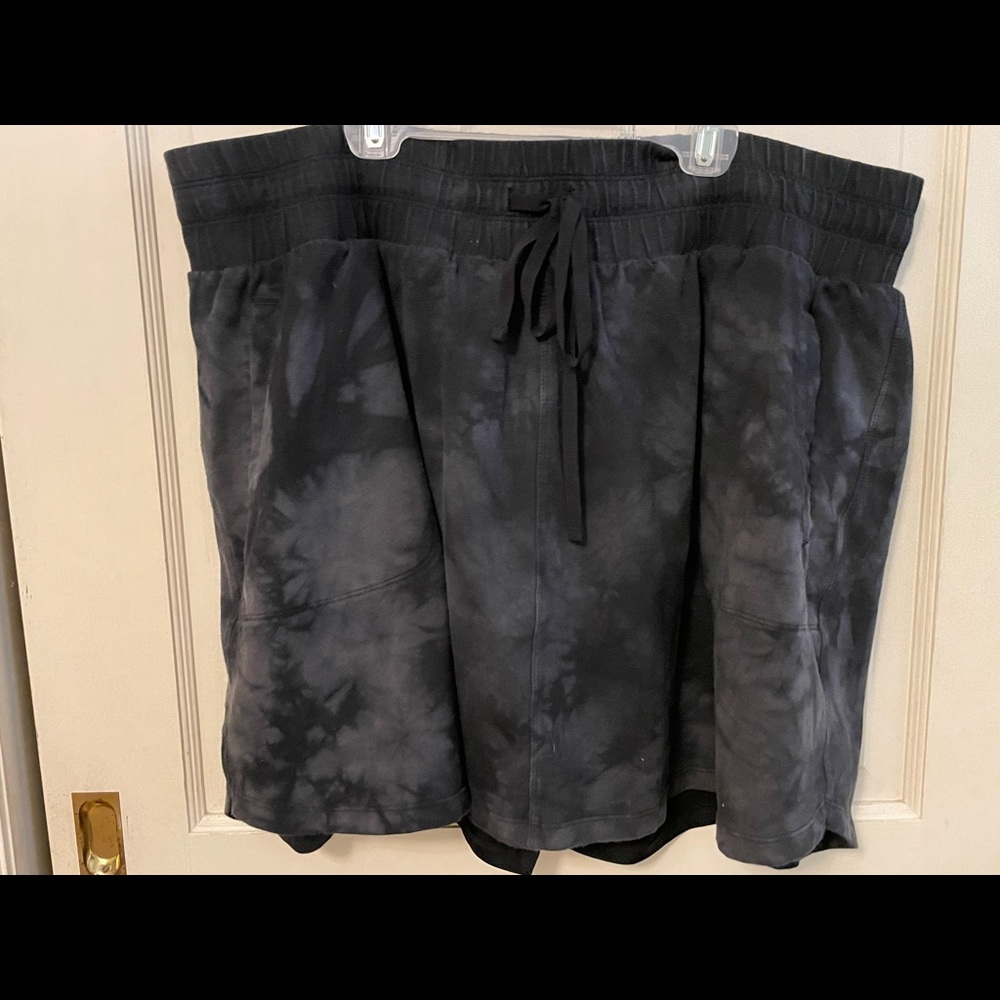 Livi tie dye Skort